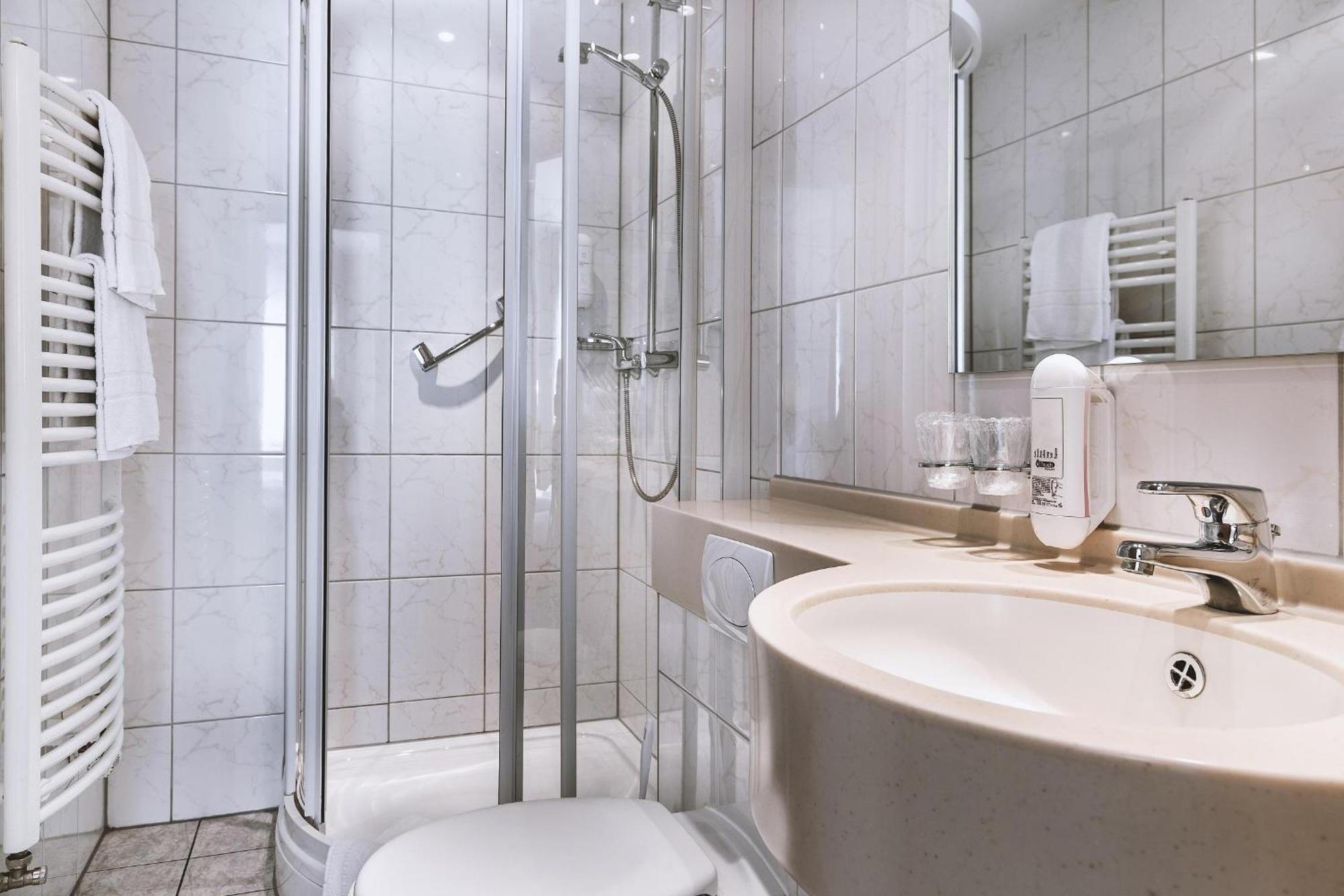 Hotel Louis Mueller Bitburg Room photo